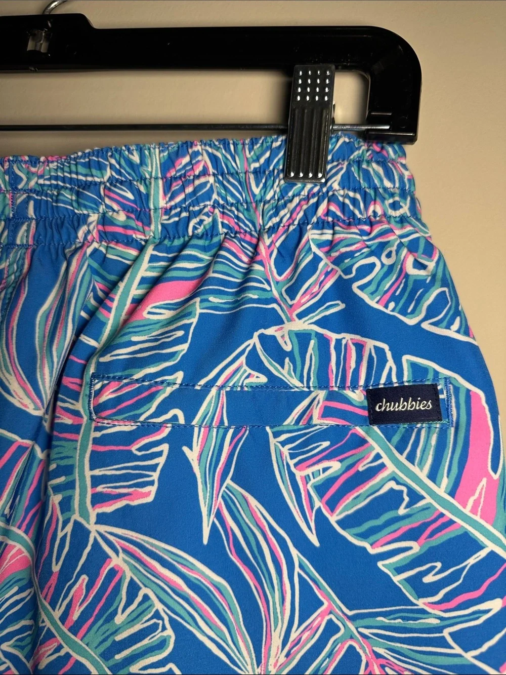 Chubbies 5.5” inseam blue and pink palm trees tropical with lining Swim Shorts